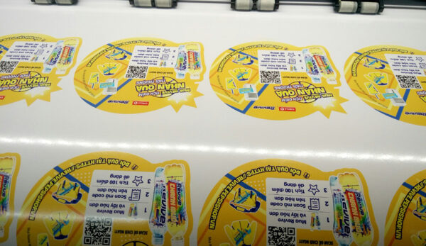 làm sticker theo yêu cầu